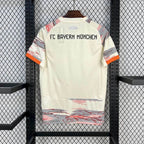 26 Bayern Home/Away image 3
