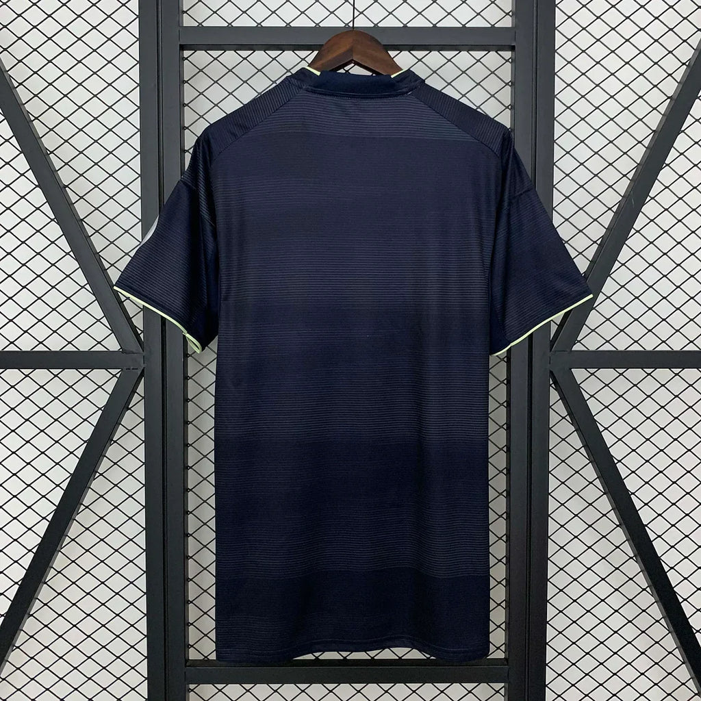 26 RM Home/Away image 3