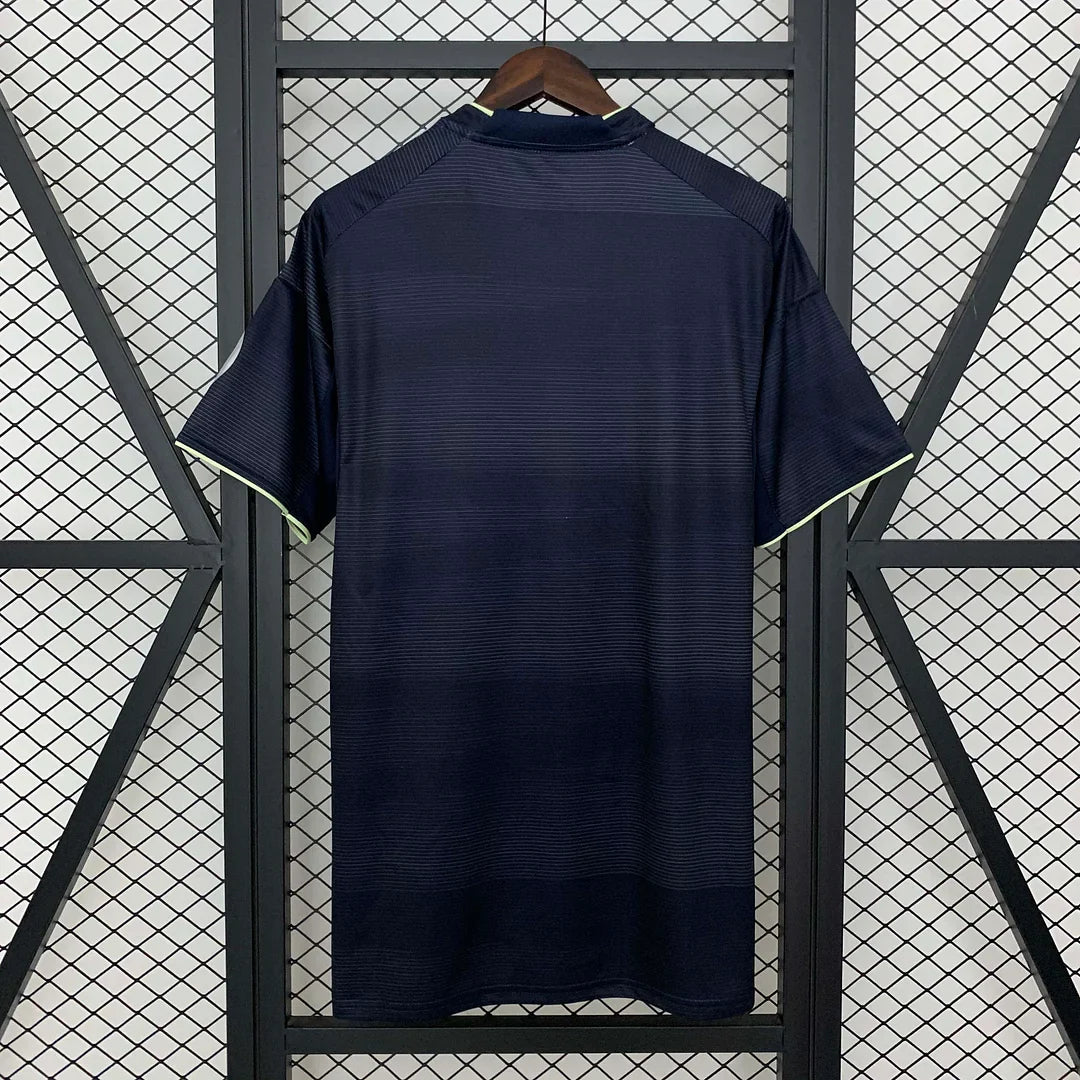 26 RM Home/Away image 3