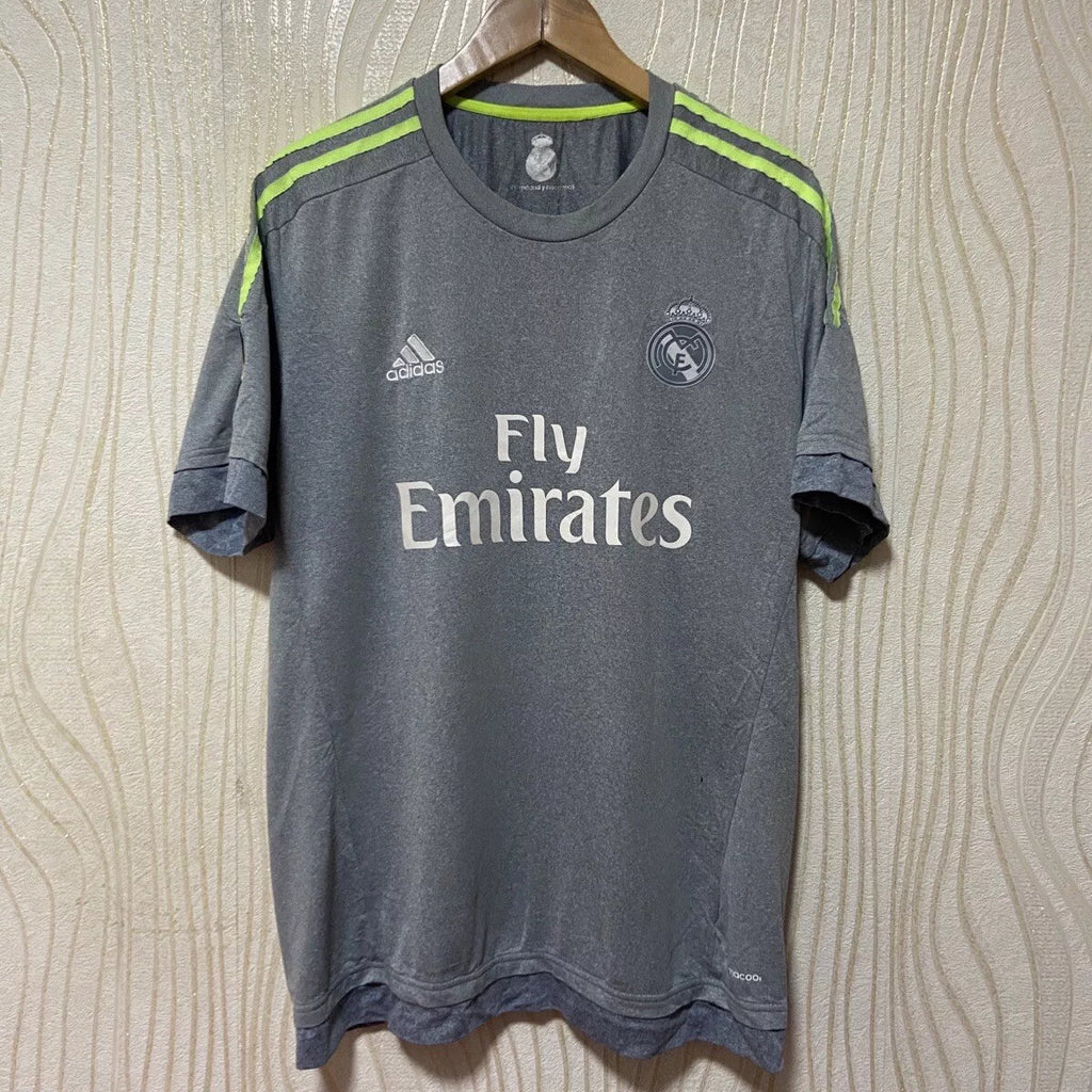 15/16 RM Home/Away image 2