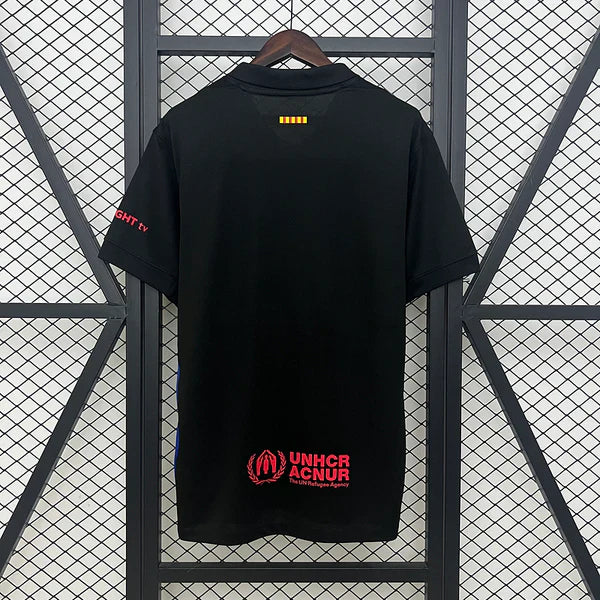 25/26 Barcelona Travis Kit image 4
