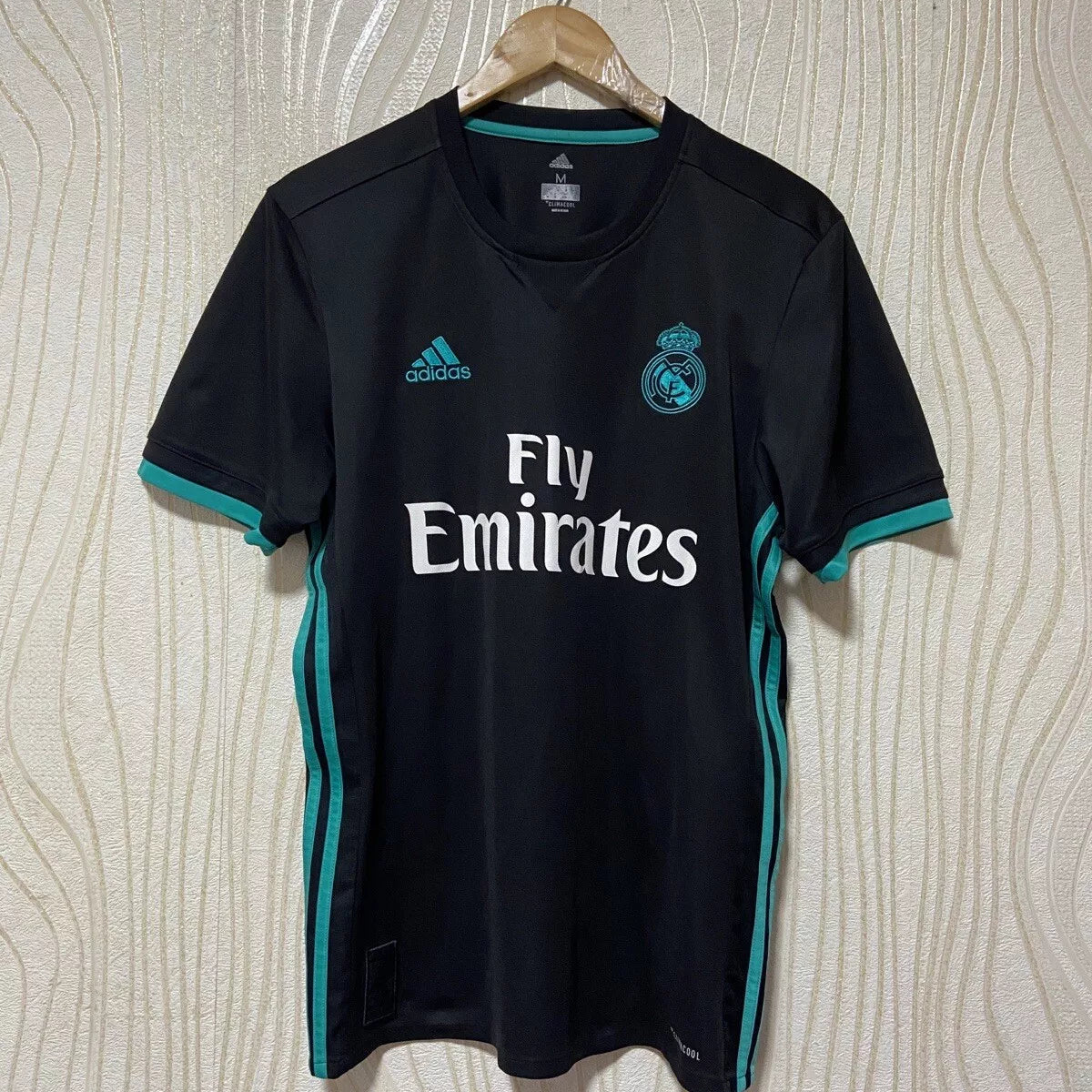17/18 RM Home/Away image 2