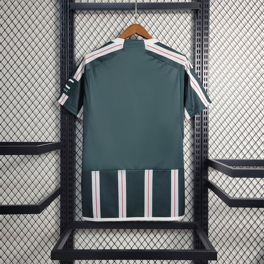 24 Man Utd Home/Away image 3