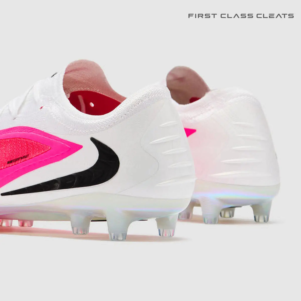 Phantom 6 Low Elite AG - Breakout World Cup Pack